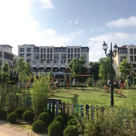 Apartament With Balkony Green Life Apartment *
